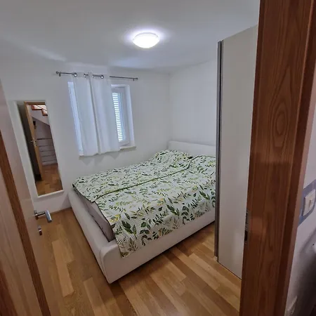 Apartment Gemuetliche, Gepflegte *